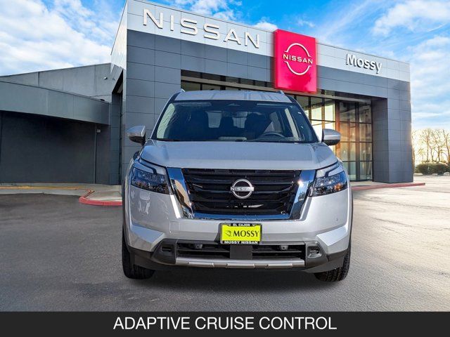 2025 Nissan Pathfinder SL 2025 Nissan Pathfinder SL