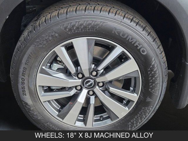 2025 Nissan Pathfinder SL