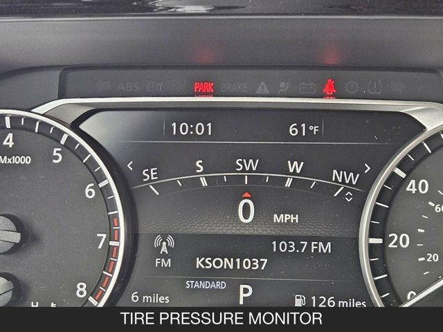 2025 Nissan Pathfinder SL