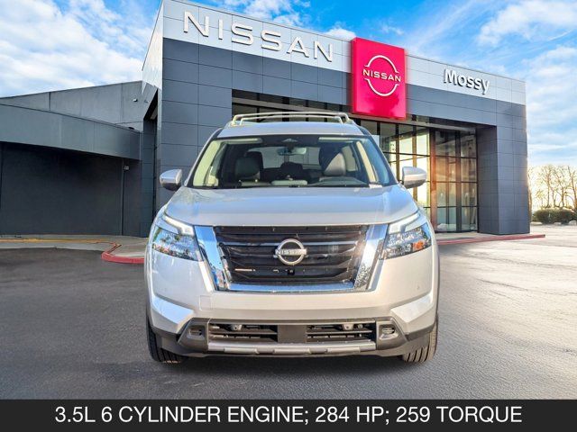 2025 Nissan Pathfinder SL 2025 Nissan Pathfinder SL