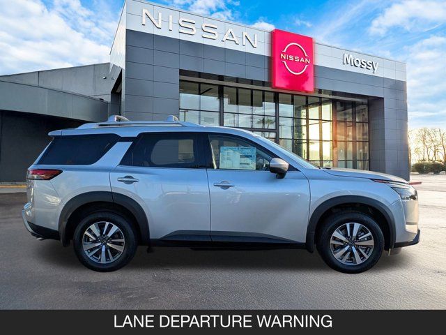 2025 Nissan Pathfinder SL 2025 Nissan Pathfinder SL