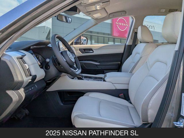 2025 Nissan Pathfinder SL
