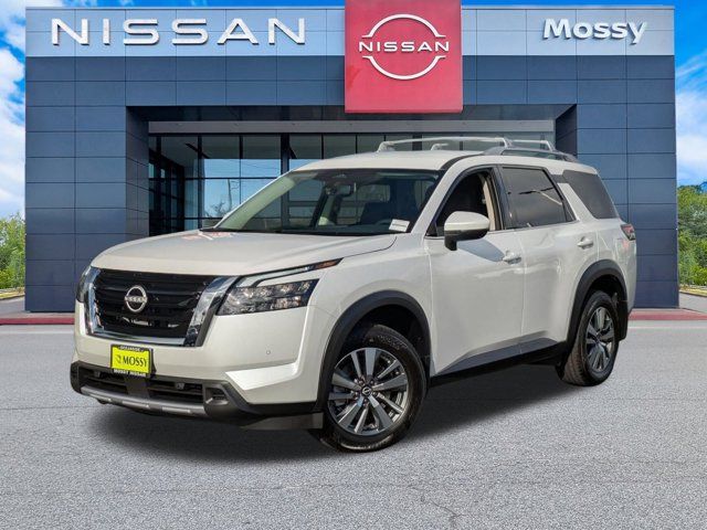 2025 Nissan Pathfinder SL 2025 Nissan Pathfinder SL