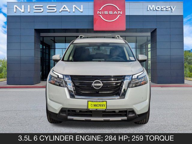 2025 Nissan Pathfinder SL 2025 Nissan Pathfinder SL