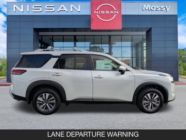 2025 Nissan Pathfinder SL 2025 Nissan Pathfinder SL