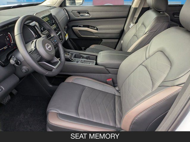 2025 Nissan Pathfinder Platinum 2025 Nissan Pathfinder Platinum