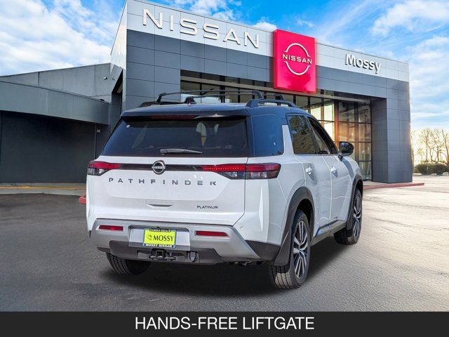 2025 Nissan Pathfinder Platinum