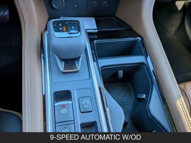 2025 Nissan Pathfinder Platinum