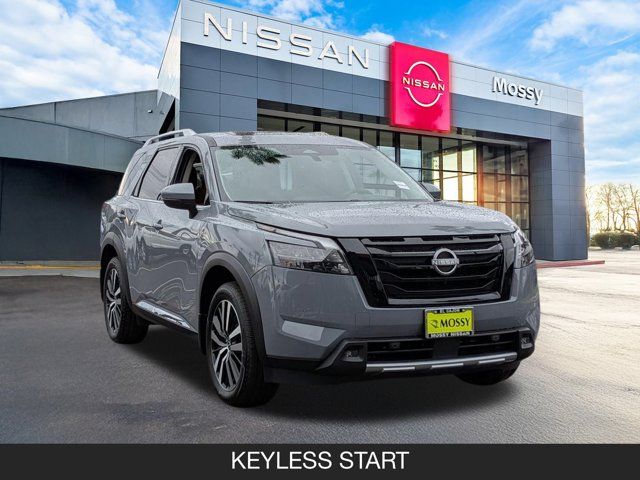 2025 Nissan Pathfinder Platinum