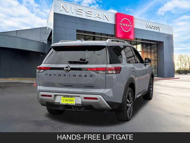 2025 Nissan Pathfinder Platinum