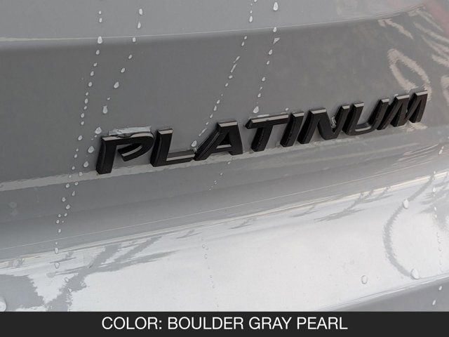 2025 Nissan Pathfinder Platinum