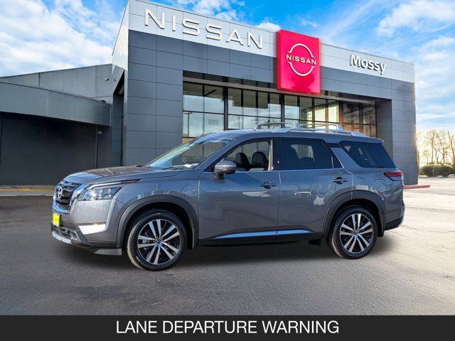 2025 Nissan Pathfinder Platinum 2025 Nissan Pathfinder Platinum
