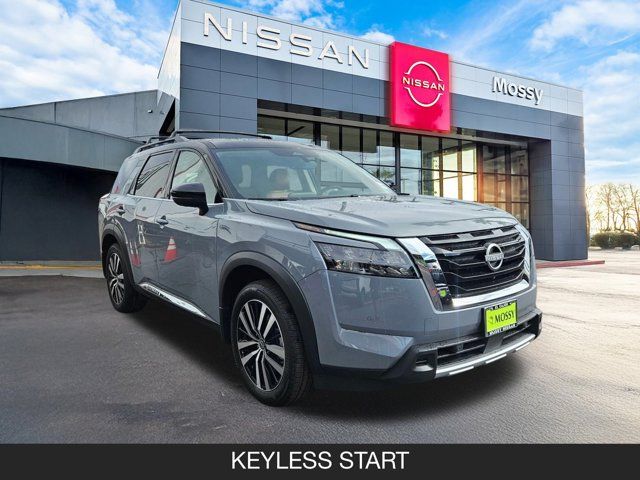 2025 Nissan Pathfinder Platinum 2025 Nissan Pathfinder Platinum