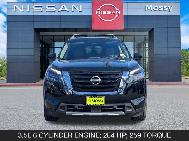 2025 Nissan Pathfinder Platinum 2025 Nissan Pathfinder Platinum