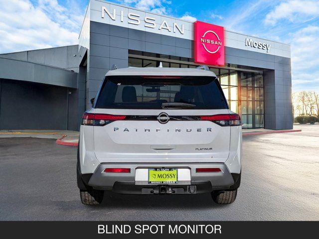 2025 Nissan Pathfinder Platinum