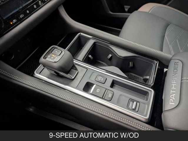 2025 Nissan Pathfinder Platinum 2025 Nissan Pathfinder Platinum