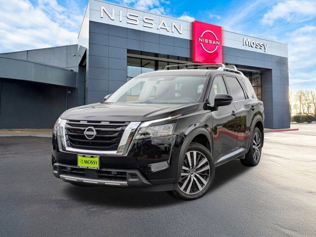 2025 Nissan Pathfinder Platinum 2025 Nissan Pathfinder Platinum