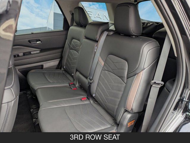 2025 Nissan Pathfinder Platinum 2025 Nissan Pathfinder Platinum