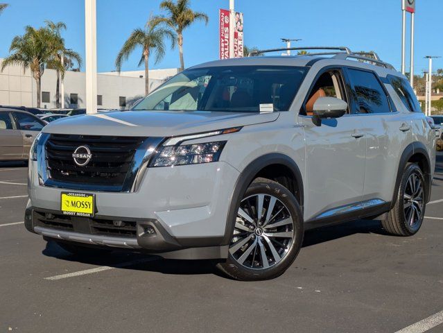 2025 Nissan Pathfinder Platinum 2025 Nissan Pathfinder Platinum