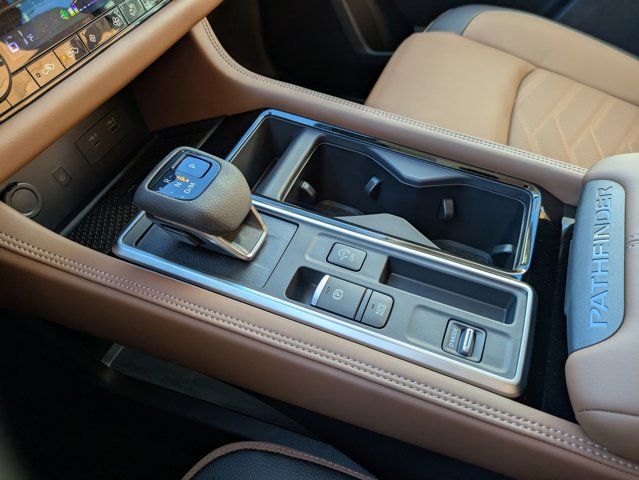 2025 Nissan Pathfinder Platinum 2025 Nissan Pathfinder Platinum