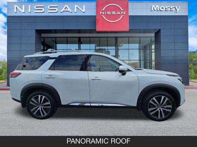 2025 Nissan Pathfinder Platinum 2025 Nissan Pathfinder Platinum