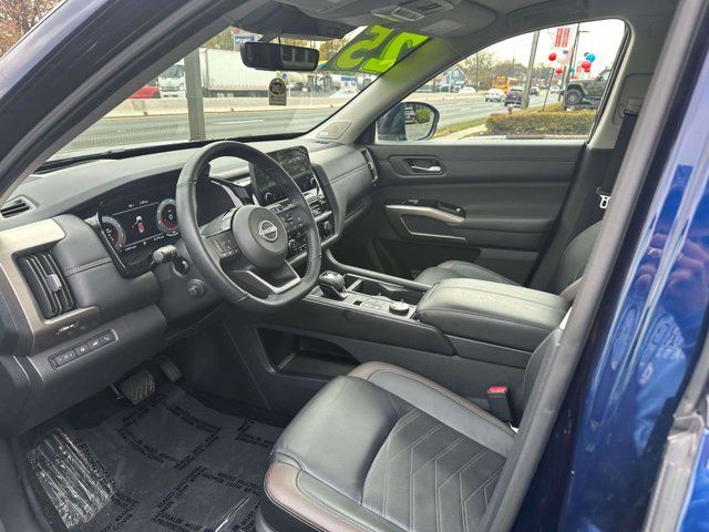 2025 Nissan Pathfinder Platinum 2025 Nissan Pathfinder Platinum