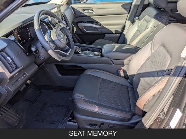 2025 Nissan Pathfinder Platinum 2025 Nissan Pathfinder Platinum