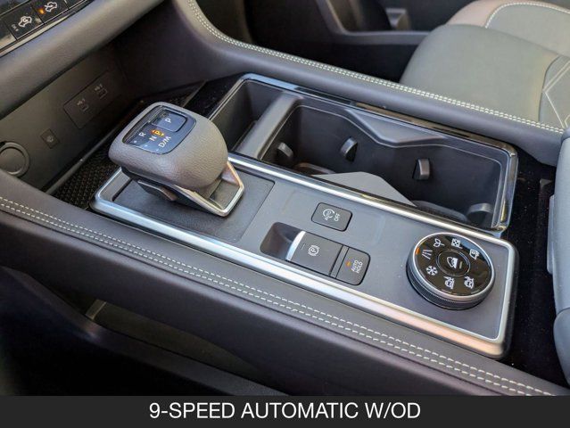 2025 Nissan Pathfinder Platinum 2025 Nissan Pathfinder Platinum