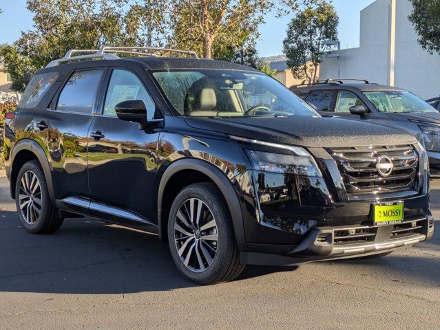 2025 Nissan Pathfinder Platinum 2025 Nissan Pathfinder Platinum