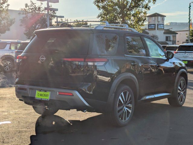 2025 Nissan Pathfinder Platinum 2025 Nissan Pathfinder Platinum
