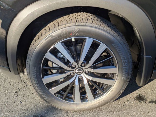 2025 Nissan Pathfinder Platinum 2025 Nissan Pathfinder Platinum