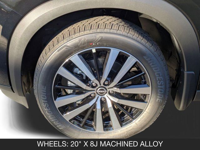 2025 Nissan Pathfinder Platinum