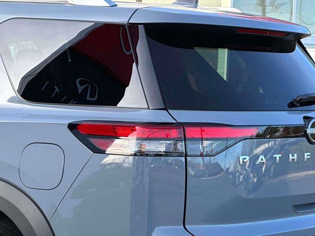 2025 Nissan Pathfinder Platinum 2025 Nissan Pathfinder Platinum