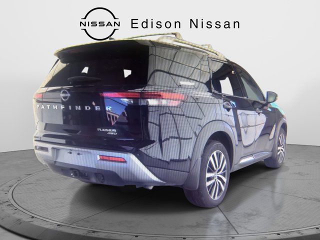 2025 Nissan Pathfinder Platinum