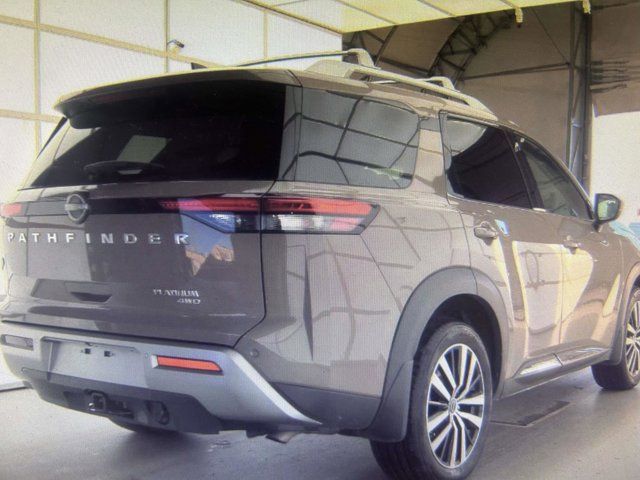 2025 Nissan Pathfinder Platinum