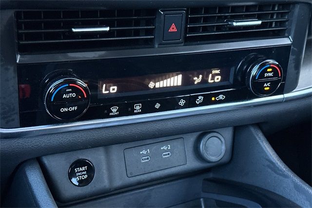 2025 Nissan Rogue SV 2025 Nissan Rogue SV