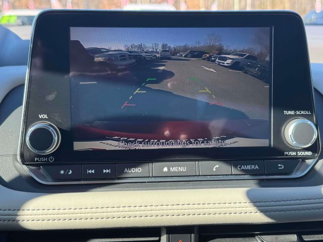 2025 Nissan Rogue AWD SV