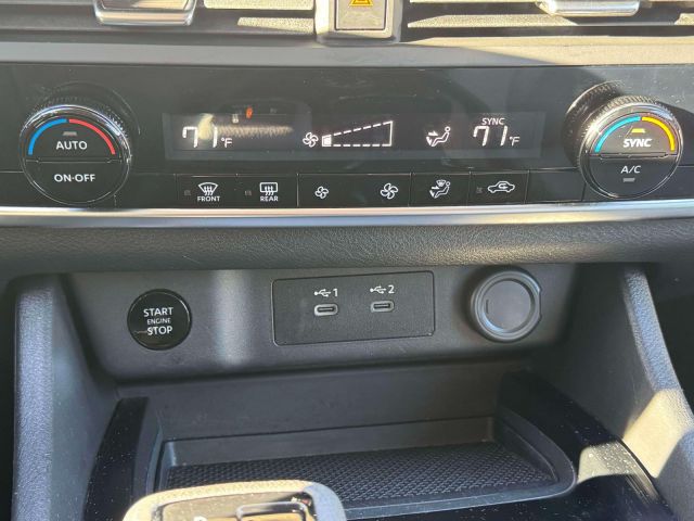 2025 Nissan Rogue AWD SV