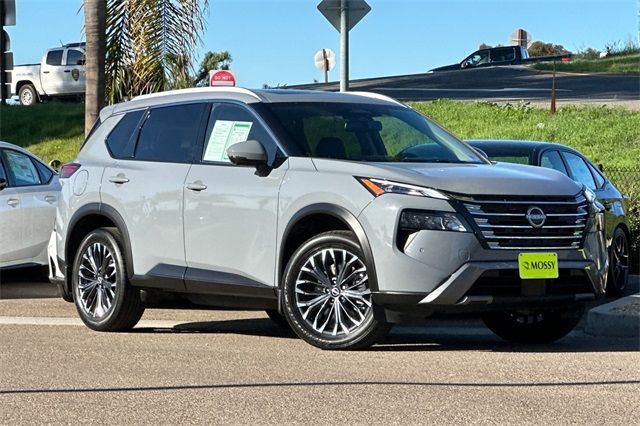 2025 Nissan Rogue SL