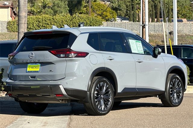 2025 Nissan Rogue SL