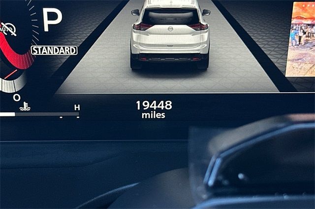 2025 Nissan Rogue SL