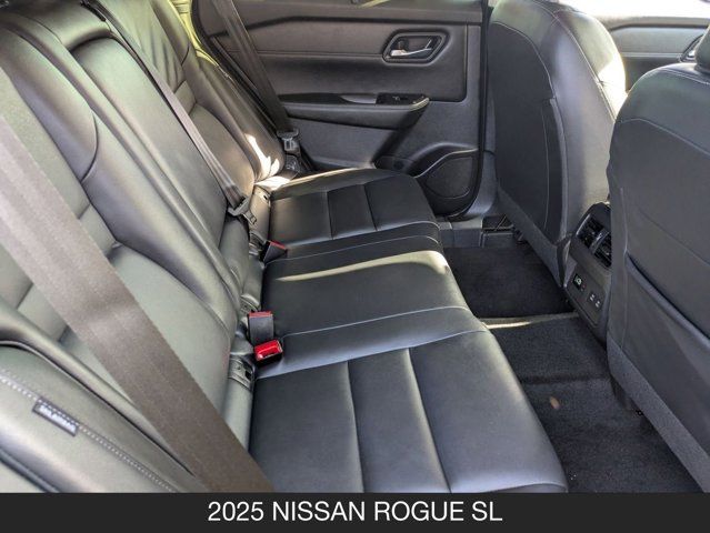 2025 Nissan Rogue SL