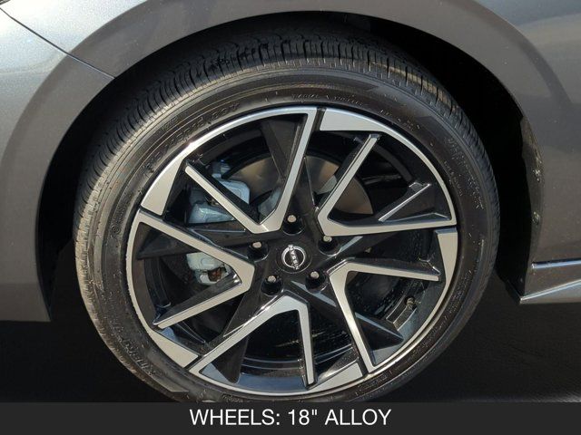 2025 Nissan Sentra SR 2025 Nissan Sentra SR