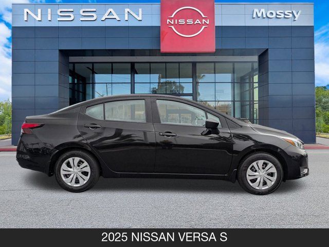 2025 Nissan Versa S 2025 Nissan Versa S