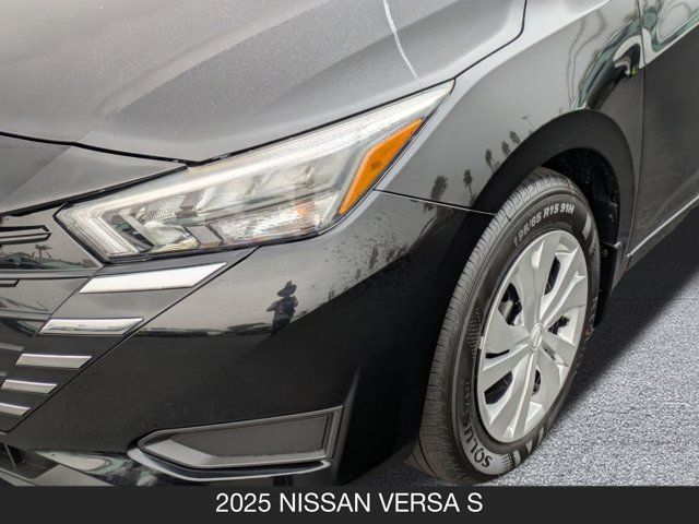 2025 Nissan Versa S 2025 Nissan Versa S