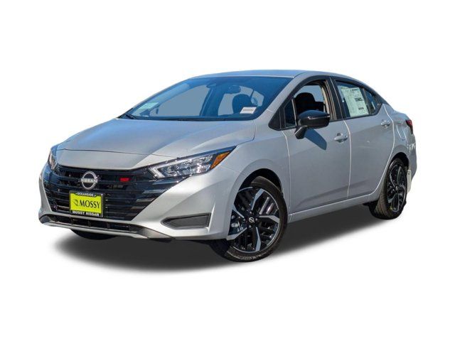 2025 Nissan Versa SR