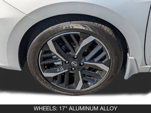 2025 Nissan Versa SR