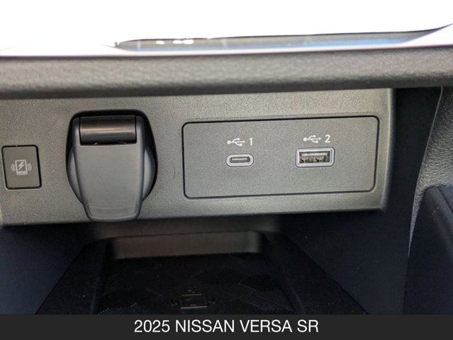 2025 Nissan Versa SR