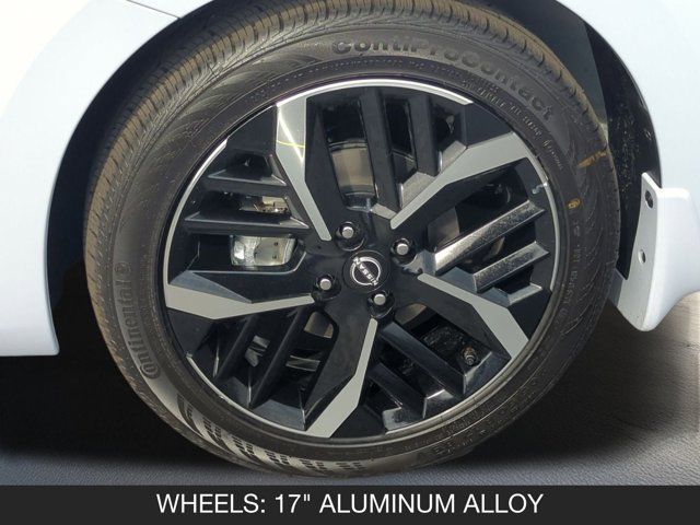 2025 Nissan Versa SR