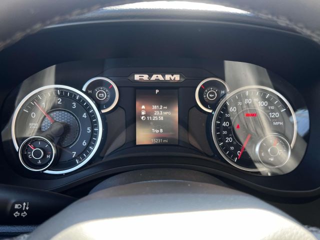 2025 Ram 1500 Big Horn 4x4 Quad Cab 64 Box